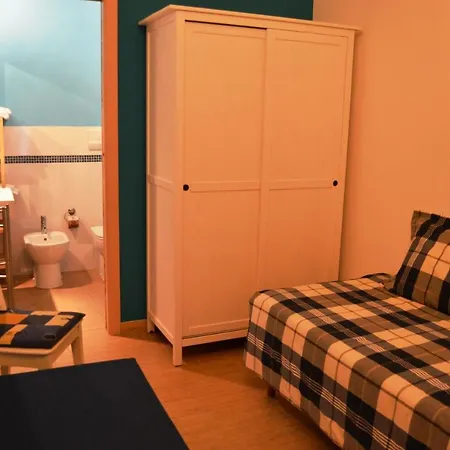 Bed & Breakfast Vivere Il Mare 4*